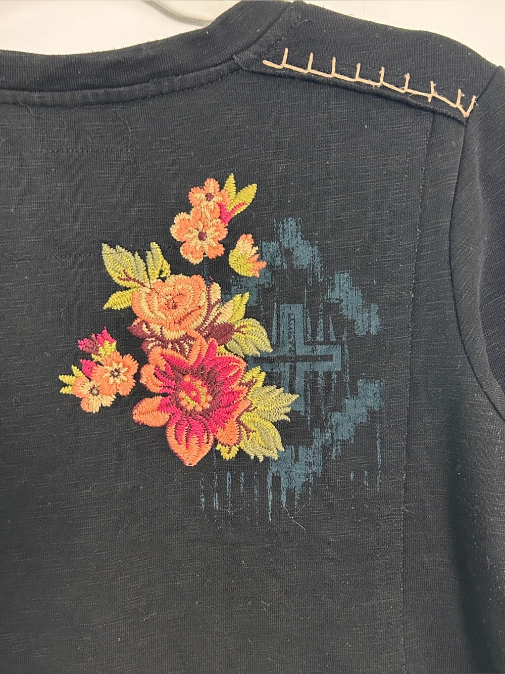 Double D Ranch Embroidered Floral Sweatshirt Untamed Territory Black Size Small - Picture 8 of 14